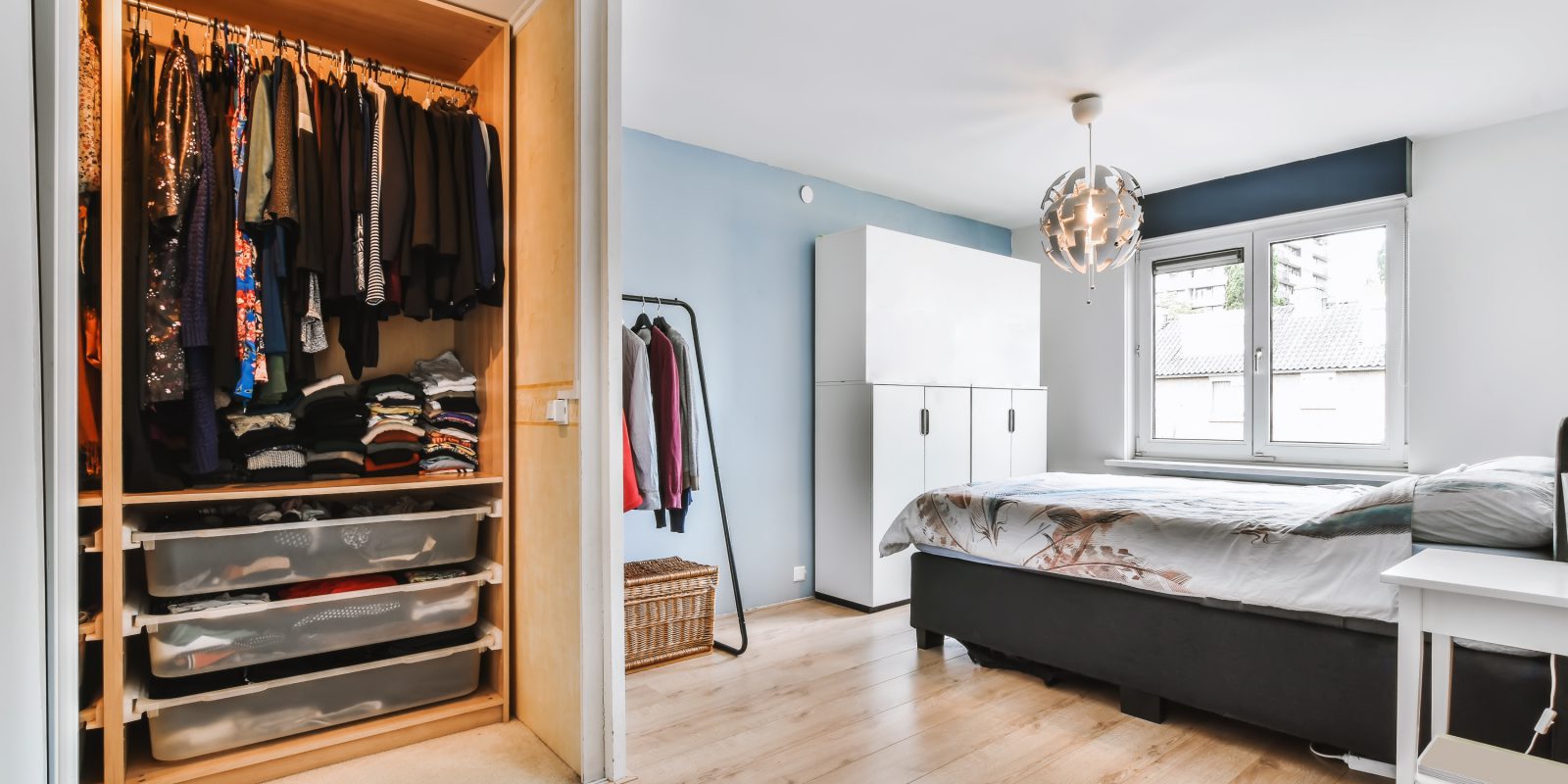 What floorboards are best? Is it easy to install them? Can you lay